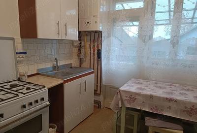 Casă cu 3 camere cu Teren 720 Mp în Central - 4