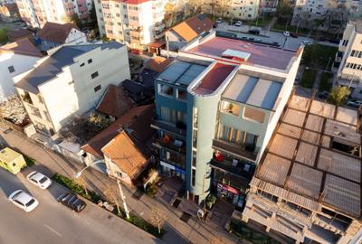 Spațiu comercial, de 250 mp, în Exterior Vest - 1
