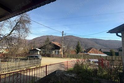 Oportunitate de investitie: Constructie cu utilitati+teren 285 mp Barajul Paltinu-Valea Doftanei - 1