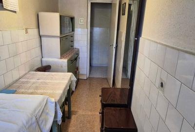 Garsonieră decomandată în Astra - 6