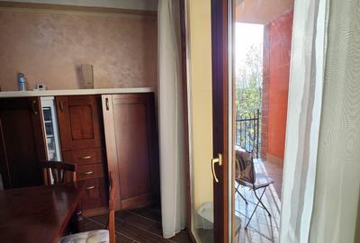 Apartament 3 camere 2 bai 2 terase intrare Mamaia pe partea cu marea Mobilat lux - 3