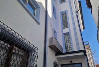 Penthouse cu 5 camere decomandat în Aviatorilor - 9