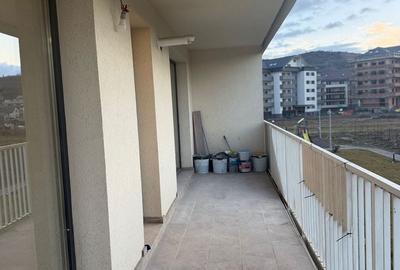 Apartament cu 3 camere semidecomandat în Florești - 6