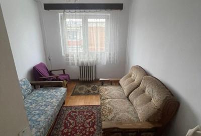Apartament cu 5 camere decomandat în Miorița - 3