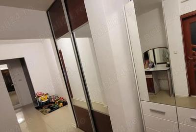 Apartament cu 3 camere decomandat în Exterior Vest - 8