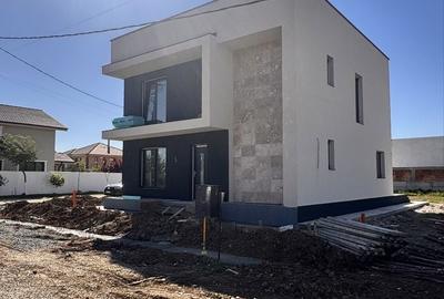 Casă cu 4 camere în Central - 4