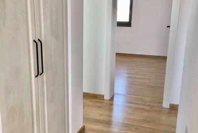 Casă cu 5 camere cu Teren 510 Mp în Malu Mare - 10