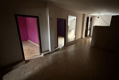 Apratament Duplex 149 mp, 6 camere , posibilitate de compartimentare - 6