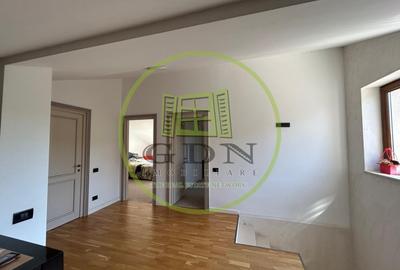 Casă individuală cu 5 camere cu Canalizare în Central - 14