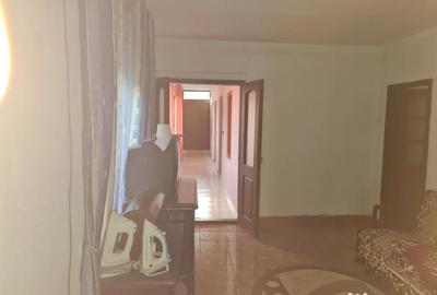 Casă cu 4 camere în Gureni - 2