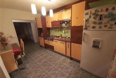 Resita, Chirie, 3 Cam. Dec. Mobilat+Utilat, Central - 1