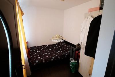 Apartament cu 3 camere decomandat în Cug - 4