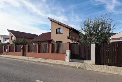 Vila cocheta, facilitati valoroase, strada asfaltata, intimitate: Tur LIVE! Vila cocheta, facilitati valoroase, strada asfaltata, intimitate: Tur LIVE! - 17