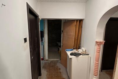 APARTAMENT 3 CAMERE 2/8 BL 1991 HOL H REABILITAT APROPRIERE METROU PARC 4 MINUTE - 5