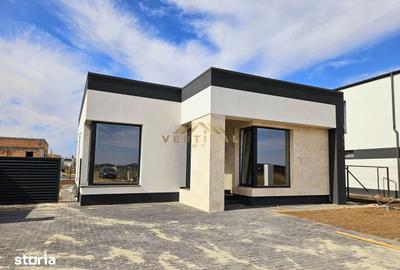 Casă cu 3 camere cu Teren 347 Mp în Vidra - 1