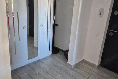 Garsonieră decomandată în Central