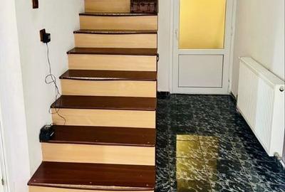 Casă cu 3 camere în Central - 4