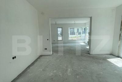 Casă cu 4 camere cu Teren 500 Mp în Central - 3