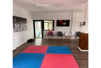 Spațiu comercial, de 90 mp, în Central - 5