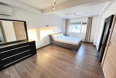 Vila superba in cartier de lux Pipera - piscina exterioara - gradina Vila superba in cartier de lux Pipera - piscina exterioara - gradina - 15