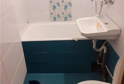 De inchiriat:Garsoniera in zona Micro 16 - 3