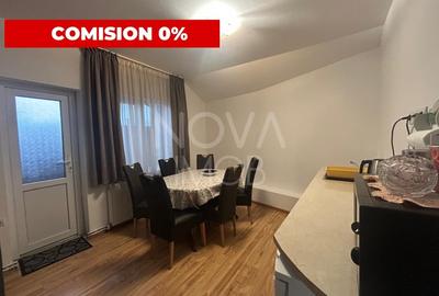 Casa de vanzare 200 mp cu spatiu comercial la parter, strada Lunga - 1
