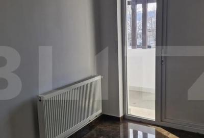 Spațiu comercial, de 300 mp, în Central - 7