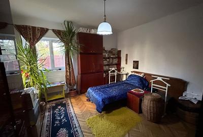 Casă individuală cu 3 camere cu Canalizare în Central - 3