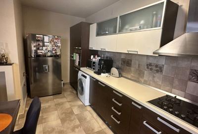 Piata Sudului Vila Individuala gata de mutat, 4 cam si 3 bai - 6