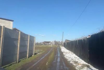 Casă cu 3 camere cu Teren 560 Mp în Coșoveni - 2