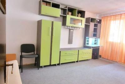 Apartament cu 3 camere decomandat în Central - 4
