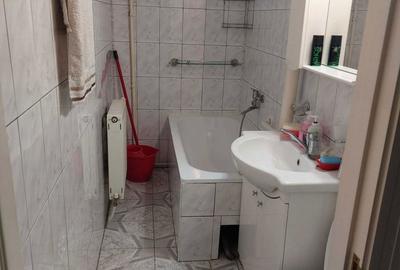 Apartament cu 3 camere semidecomandat în Central - 7