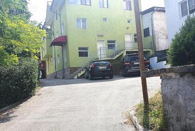 Spa?iu comercial pretabil produc?ie alimentara sau depozitare in zona Pie?ei Draga?ani Spa?iu comercial pretabil produc?ie alimentara sau depozitare in zona Pie?ei Draga?ani - 1