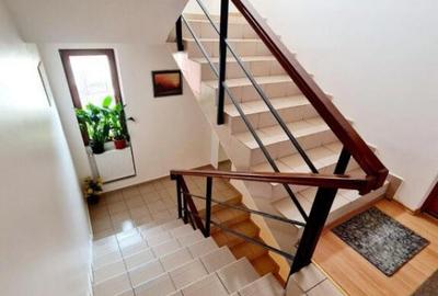 Afacere la cheie! Pensiune de 722 mp, cu 800 mp de teren, Fl - 9