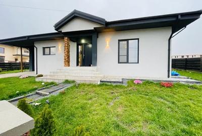 Casă individuală cu 4 camere cu Teren 501 Mp în Miroslava - 1