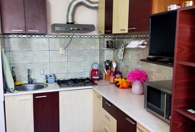 Apartament cu 2 camere semidecomandat în Far - 2