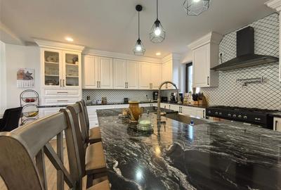 Casă individuală cu 6 camere cu Teren 1523 Mp în Vest - 3