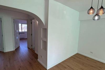 Apartament cu 4 camere în Central - 12