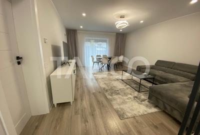 Casa tip duplex complet utilata singur in curte cu loc de parcare - 15