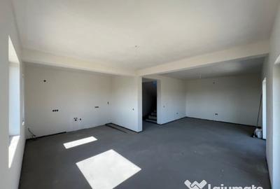 Casă cu 3 camere cu Teren 664 Mp în Vetiș - 18
