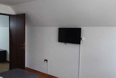 Casă cu 4 camere cu Teren 500 Mp în Sălătrucu - 2