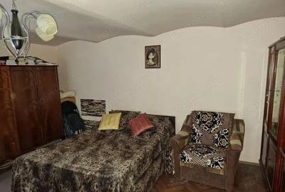 Semicentral - Vanzare casa, curte comuna - Str. Stefan Cel Mare - 2