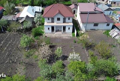Casă cu 4 camere în Petrești - 7