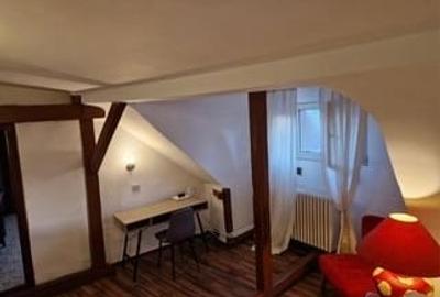 Apartament cu 3 camere semidecomandat, mobilat în P-ța Unirii - 2