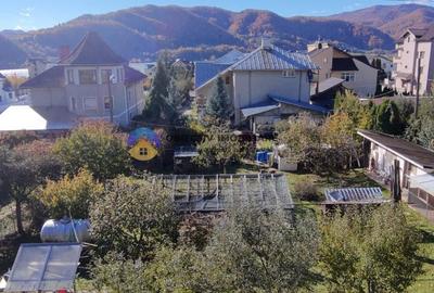 Vila + teren de vanzare cu priveliste panoramica – vis a vis de statuia Ursulet - 2