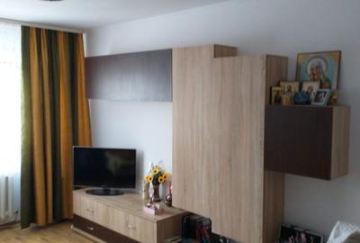 Apartament cu 2 camere decomandat, mobilat în Est - 1