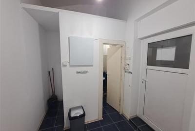 Spatiu pentru birouri, 25 mp utili, situat in zona Ultracentrala! Spatiu pentru birouri, 25 mp utili, situat in zona Ultracentrala! - 3
