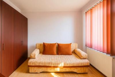 Apartament cu 3 camere semidecomandat în IAR - 3