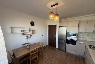 Apartament cu 2 camere decomandat, mobilat în Tractorul - 3