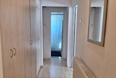 Apartament cu 3 camere de vanzare Bartolomeu - 6